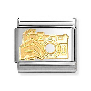 Classic Tech, Kamera mit Hand